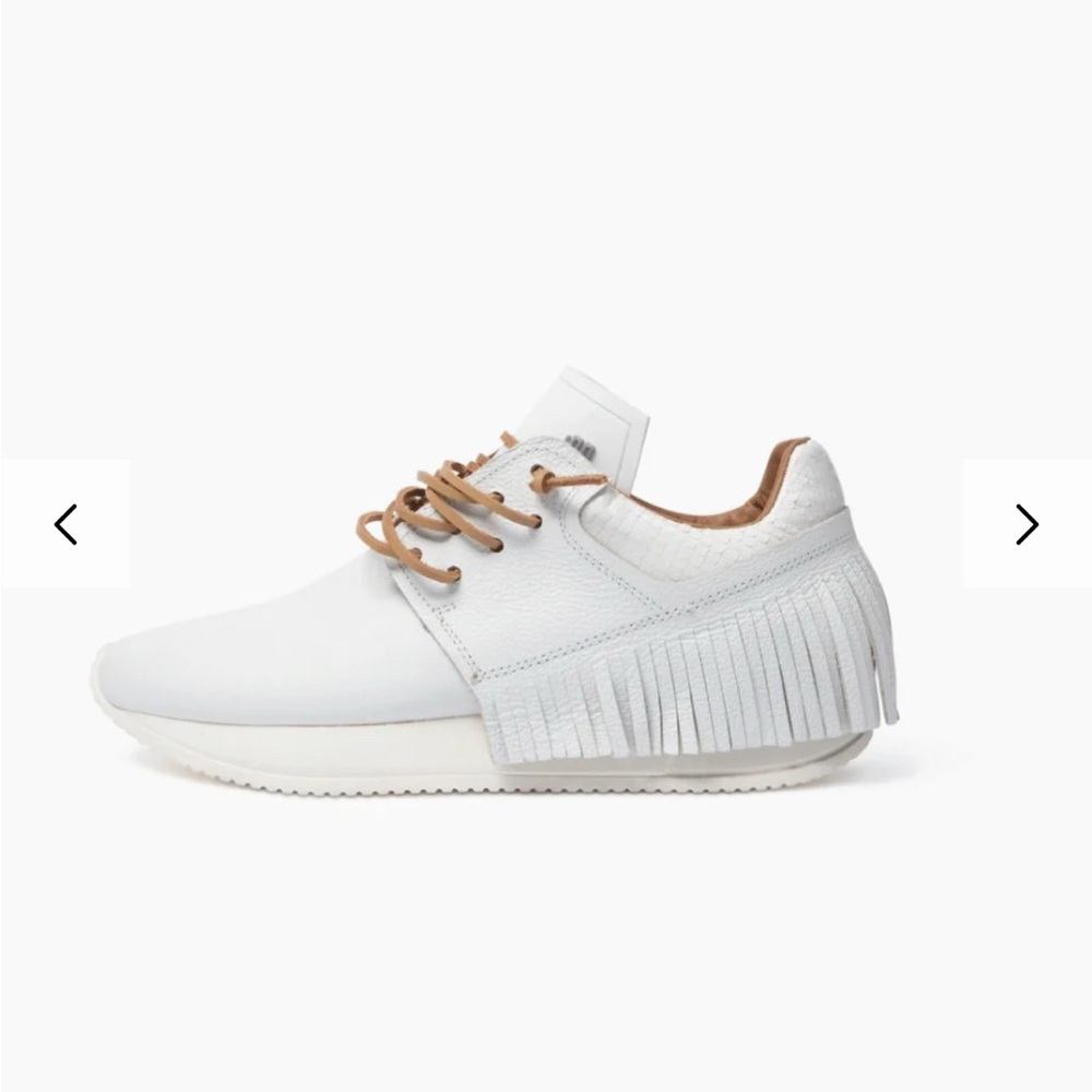 Esseutesse Leather Fringe Sneaker - White EU 40
